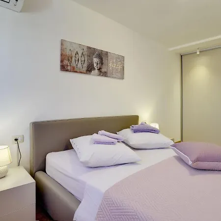 Villa Modern In With Private Swimming Pool