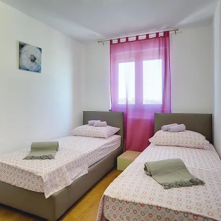 Villa Modern In With Private Swimming Pool